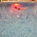 Azizi 3 Luxury - Pool & * Năvodari