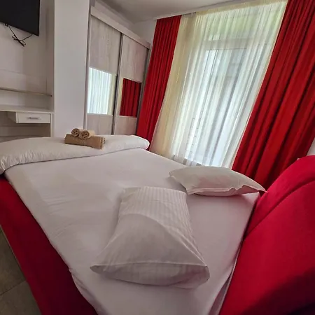 Azizi 3 Luxury - Pool & Διαμέρισμα Năvodari
