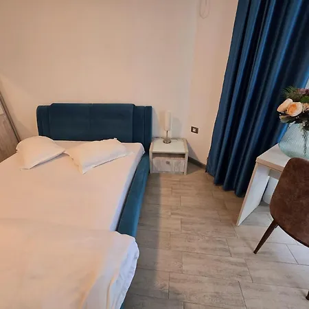 Azizi 3 Luxury - Pool & Apartamento *