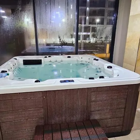 Apartamento Azizi 3 Luxury - Pool & *
